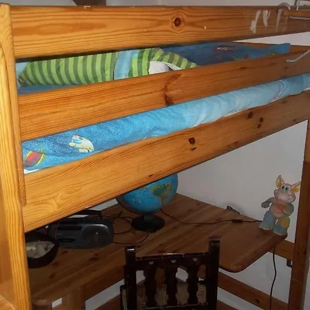 Sleeps 6 Wifi