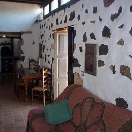Sleeps 6 Wifi