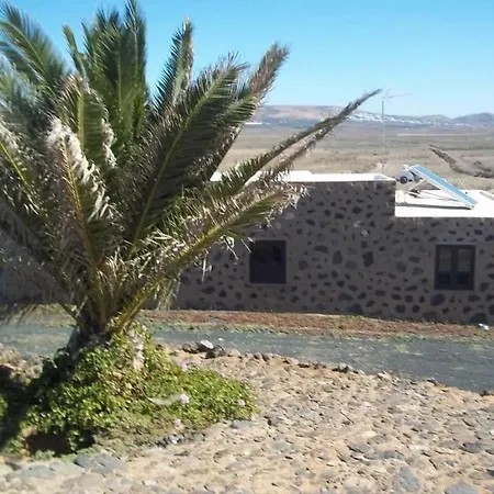 Sleeps 6 Wifi וילה