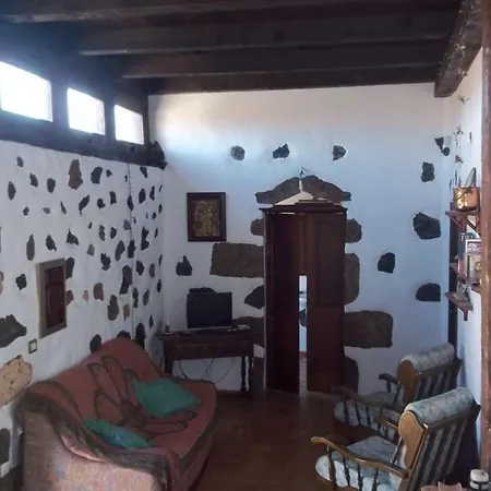 וילה Sleeps 6 Wifi